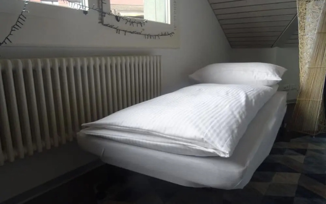 Harun Apartment – Guest Rooms – Interlaken