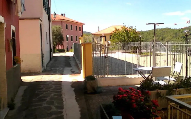 La Piazzetta Nel Vicolo