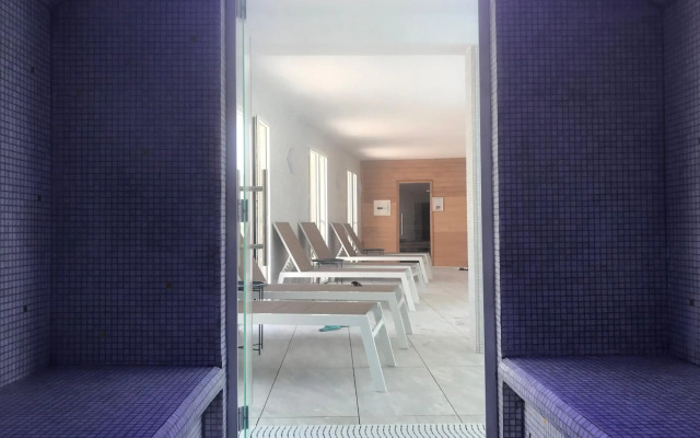 Cristal Hotel & Spa