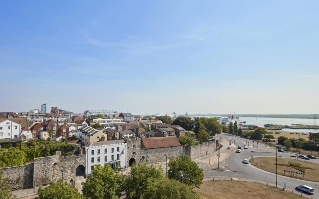 Leonardo Royal Southampton Grand Harbour