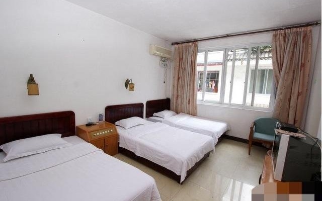 Yongxing Hostel – Guest Rooms – Guilin