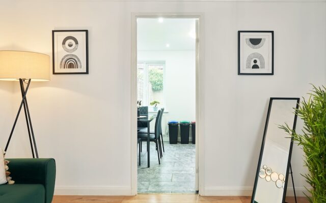 Stunning 3-bed House in Central Milton Keynes