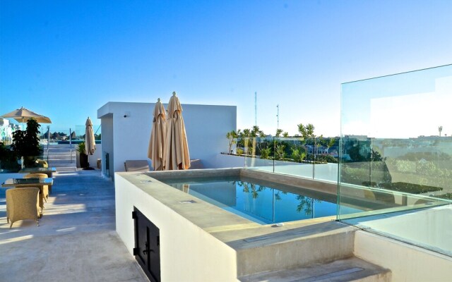 A Nah Suites Apartamentos by CSR