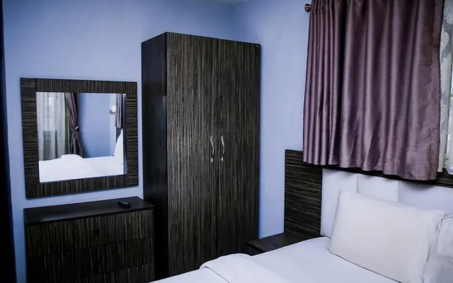 Tofana Hotels and Suites