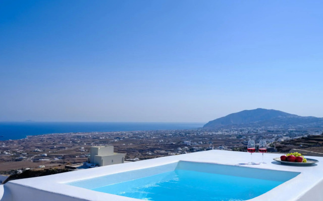 Terra Blanca Suites