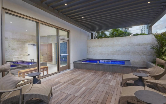 Renaissance Residences Oahu Honolulu