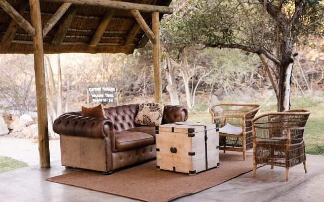 Toshari Lodge