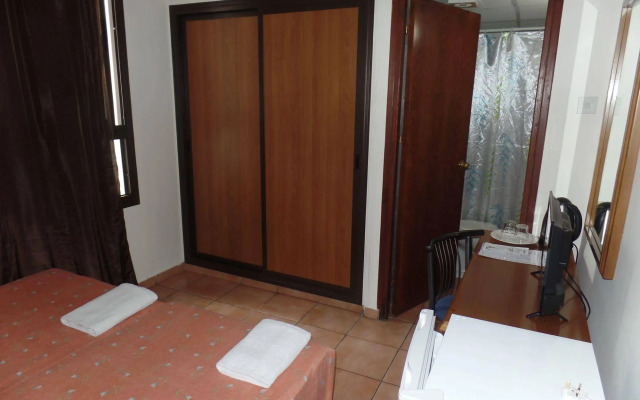 Metropole Hotel
