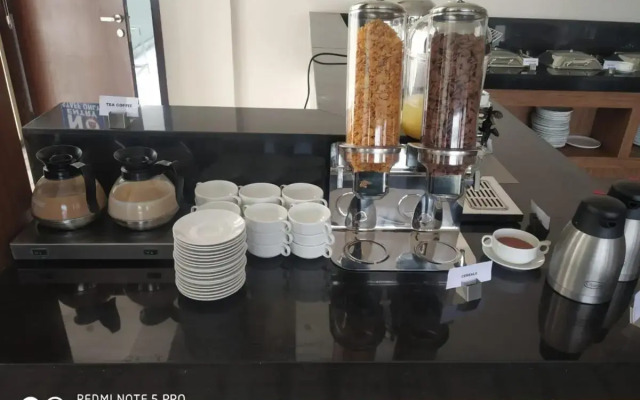 Hotel Le Lotus Grand Varanasi