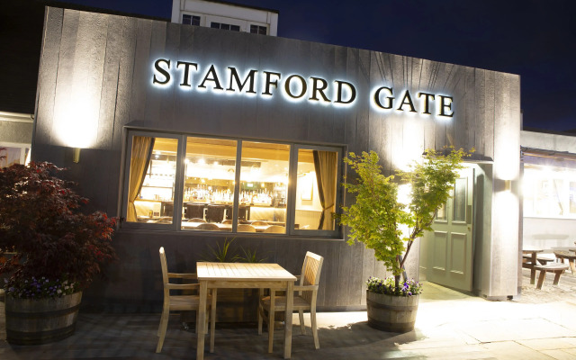 Stamford Gate Hotel