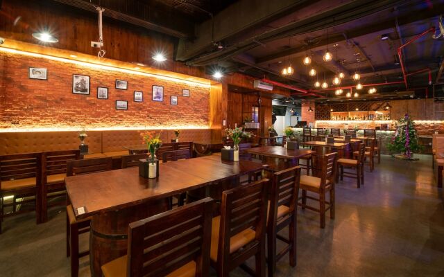 Bao Hung Hotel and Apartment