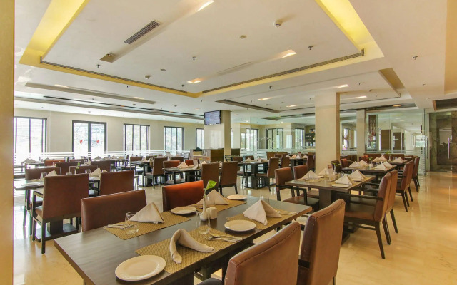 Vibe By The Lalit Traveller