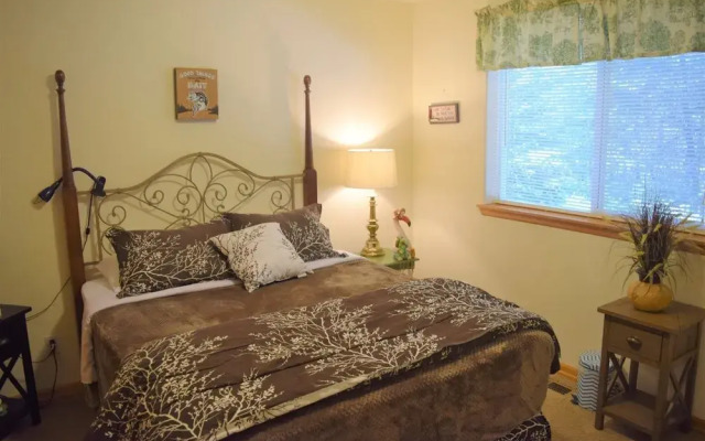 Elder Family Lodge