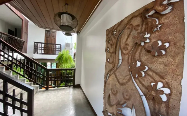 The Peaberry Explorer Hotel