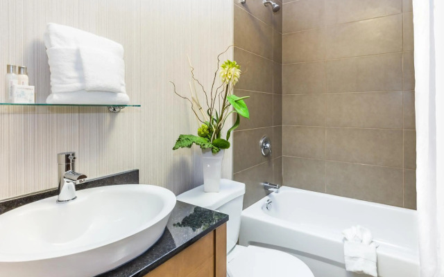 Hotel Universel