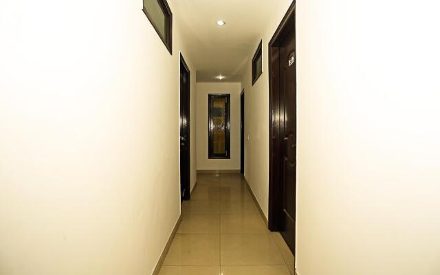 OYO 8337 DLF Phase 4