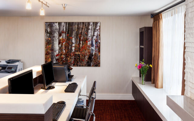 Holiday Inn Express Simi Valley by IHG