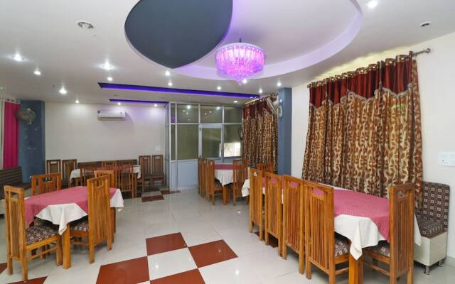 OYO 14708 Hotel Ashiyana