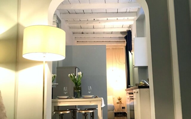 JOIVY Bright Flat In The Centre