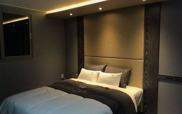 Hotel Louys