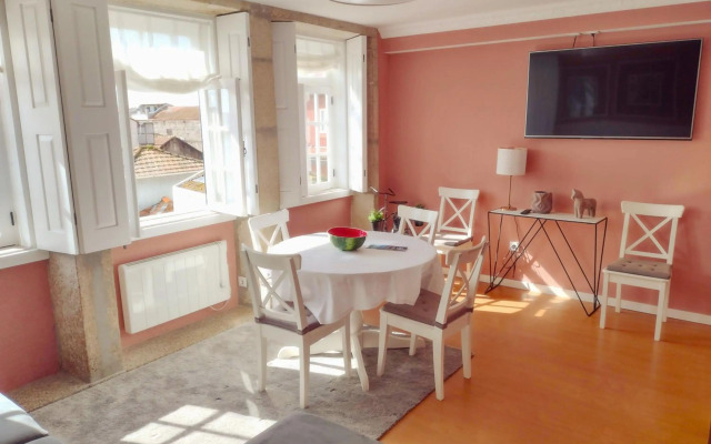Oporto Center Clean & Cozy Apt 4