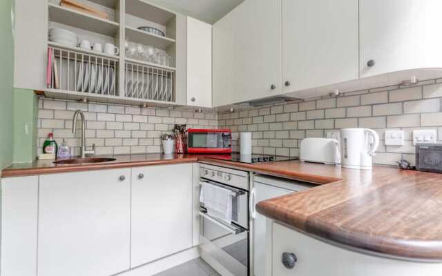 Modern 2 Bedroom Flat in Central London