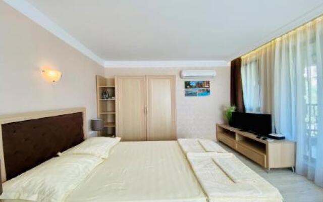 Bratanov Studio in Complex Harmony Suites 8