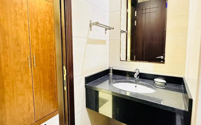 OYO 1233 Home Elite 1 Residence Sports