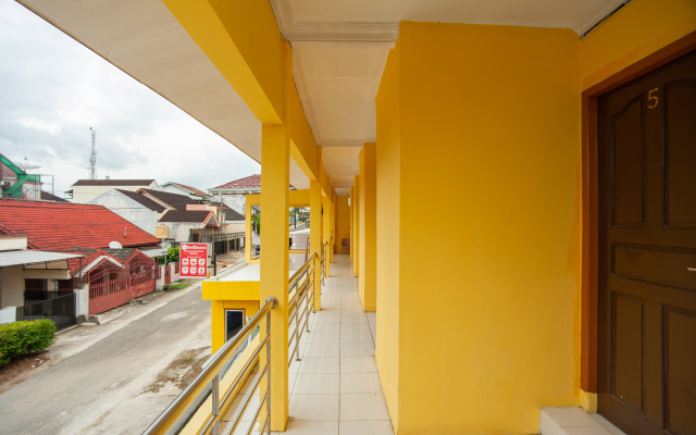 Reddoorz Syariah Jalan Wayhitam Palembang