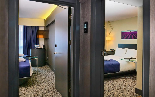 Misa Hotel