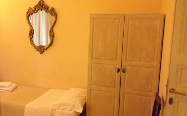 Marta Guest House