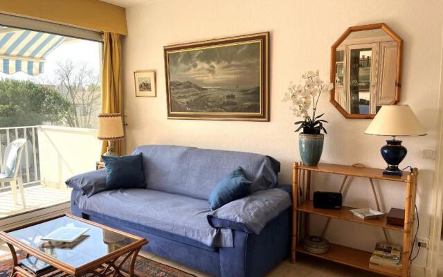 Appartement Saint-Palais-sur-Mer, 1 pièce, 2 personnes - FR-1-539-35