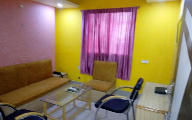 OYO Flagship 87482 Hotel Lord Shiva
