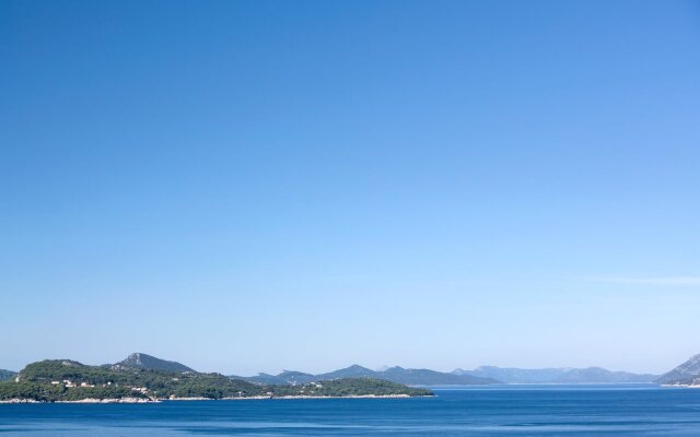 Valamar Lacroma Hotel