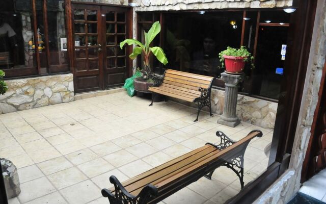 Hotel NASS Sol de Quito