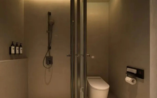 Deqing Shenghua Lakeside  SSAW Garden Hotel