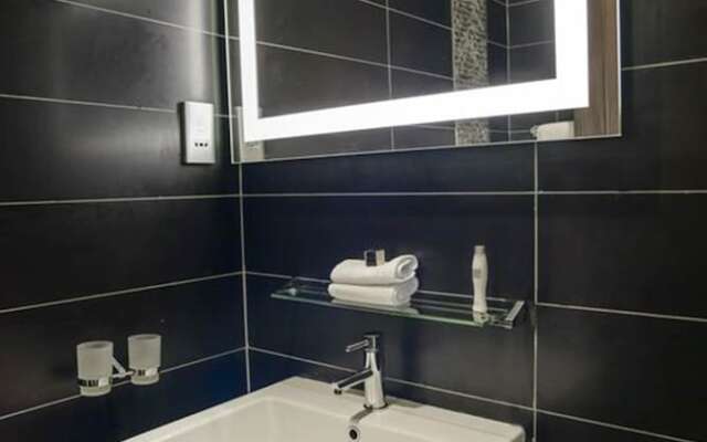 Enjoy the Fabulous Amenities Offerd at The Lanmark Suites