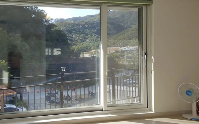 Wanju Madangi Sumokwon Pension