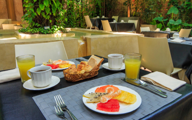 Hotel Casa Lola Deluxe Gallery