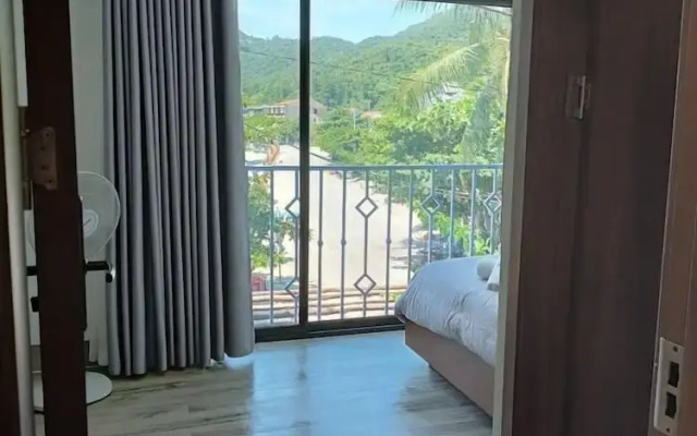 The Coral Homestay & Pub