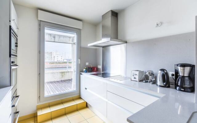 Warm Apartment With Parking and Terrace