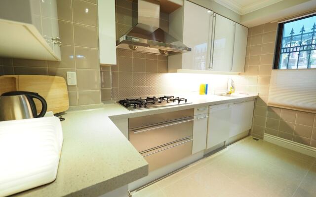 BR4&Zhongxiao Fuxing