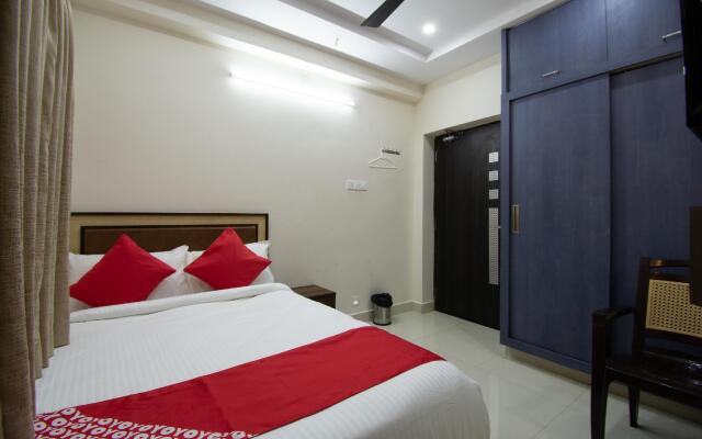 Sk7 Service Apartments by OYO Rooms