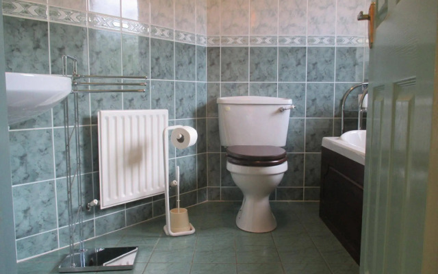 PK Lodge B&B