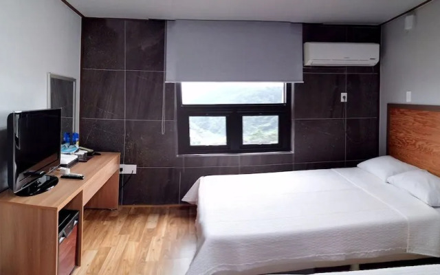 Seogwipo Shinsegye Hotel