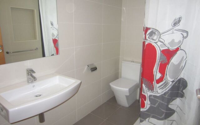 Cozy Apartment in the Port of Llan?? - 1817