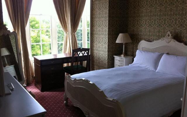 Donnington Grove Country Club