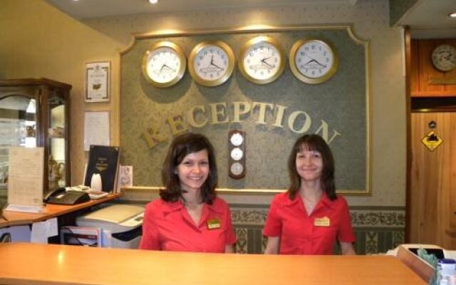 Three Dolphins Family Hotel