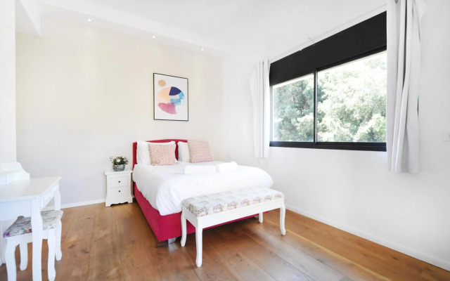 Serene 2BR in Dizengoff Square by HolyGuest