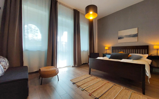 AMZEI Studios & Suites